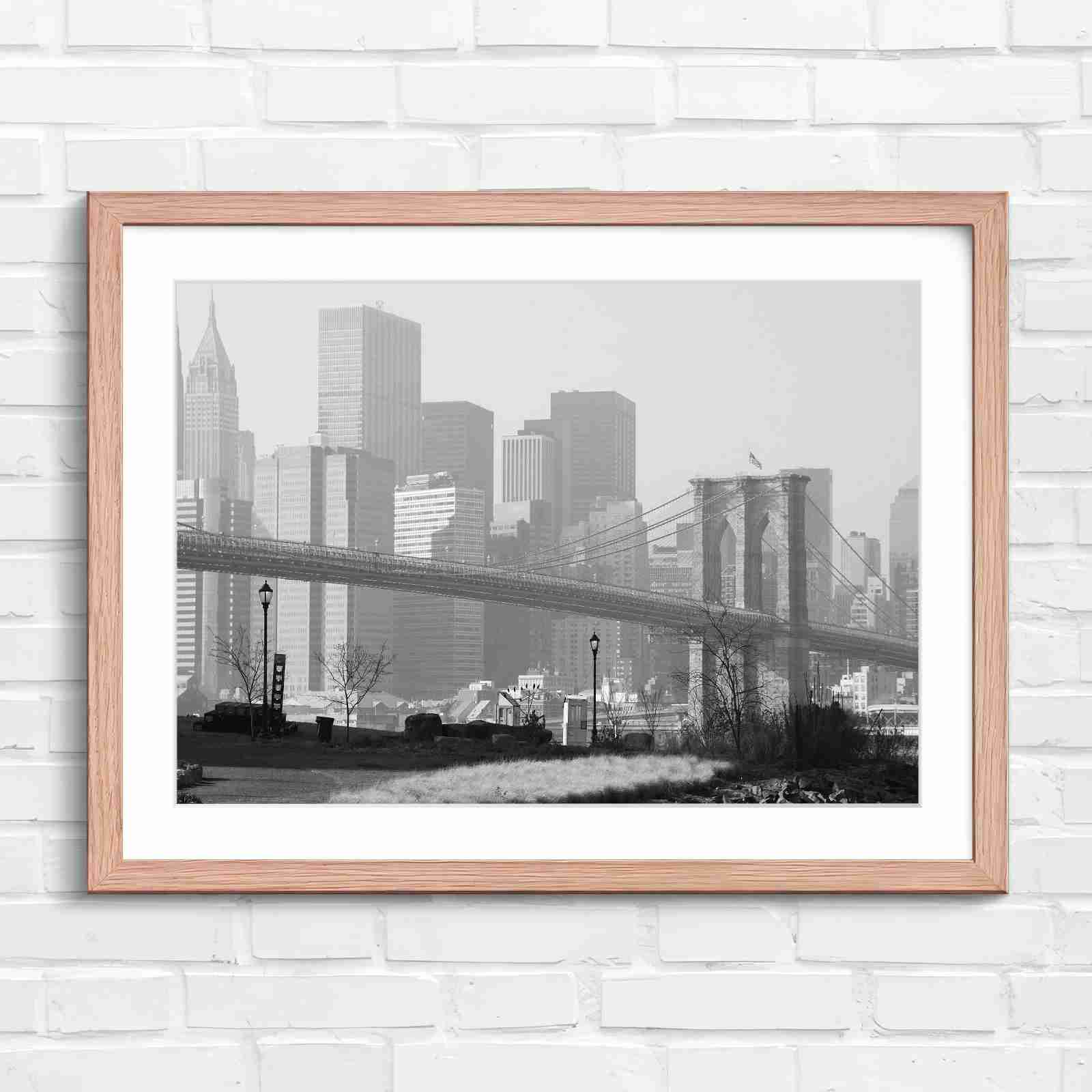 Brooklyn Bridge New York Skyline - Black & White in Oak Frame