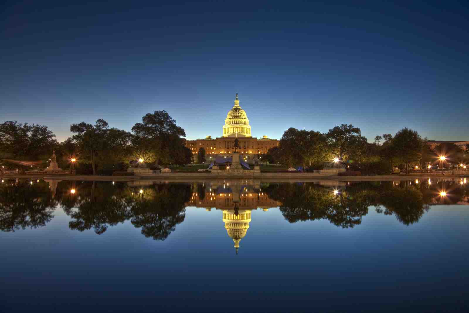 Majestic Capitol Building Reflection Wall Art