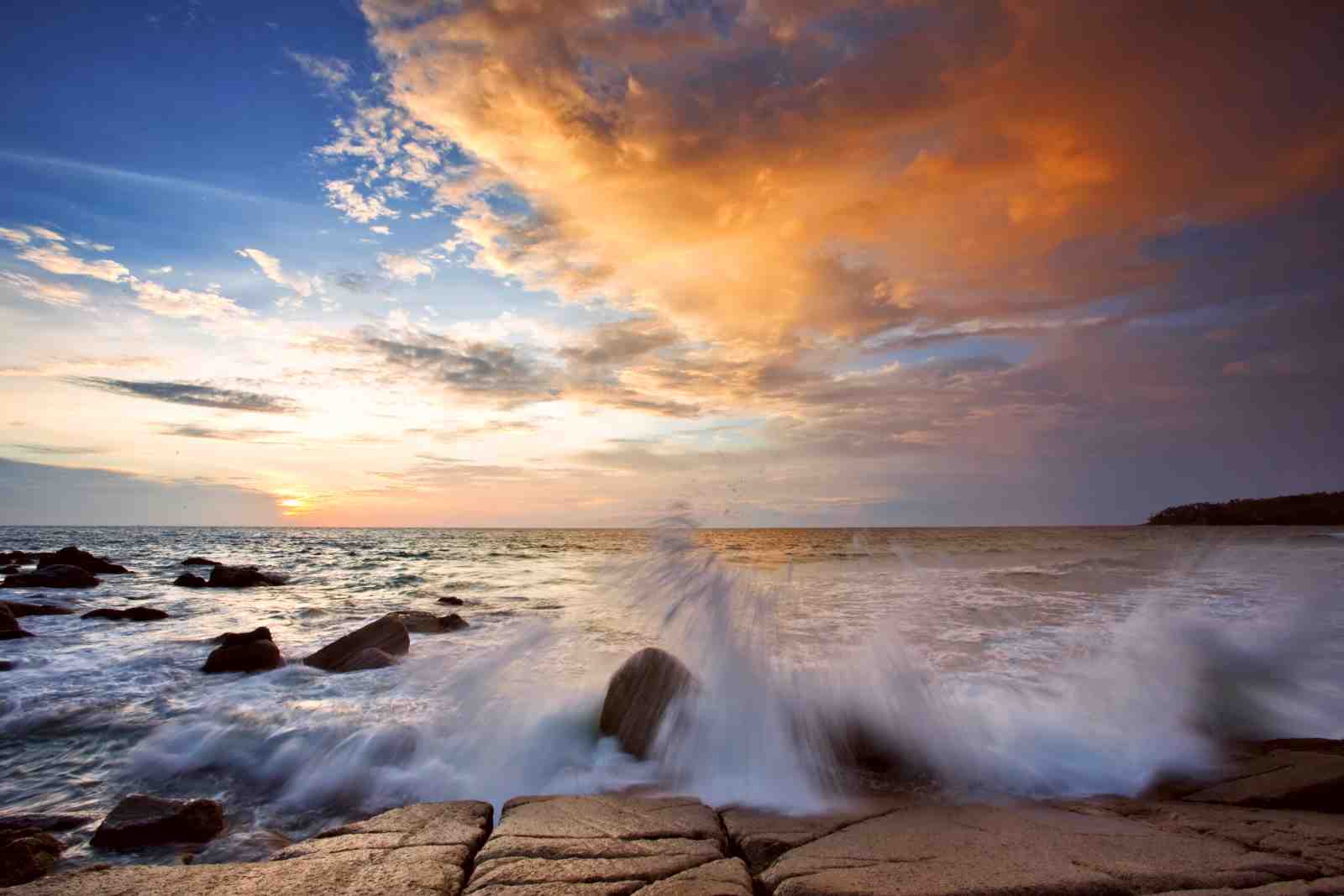 Dramatic Sunset Ocean Wave Wall Art