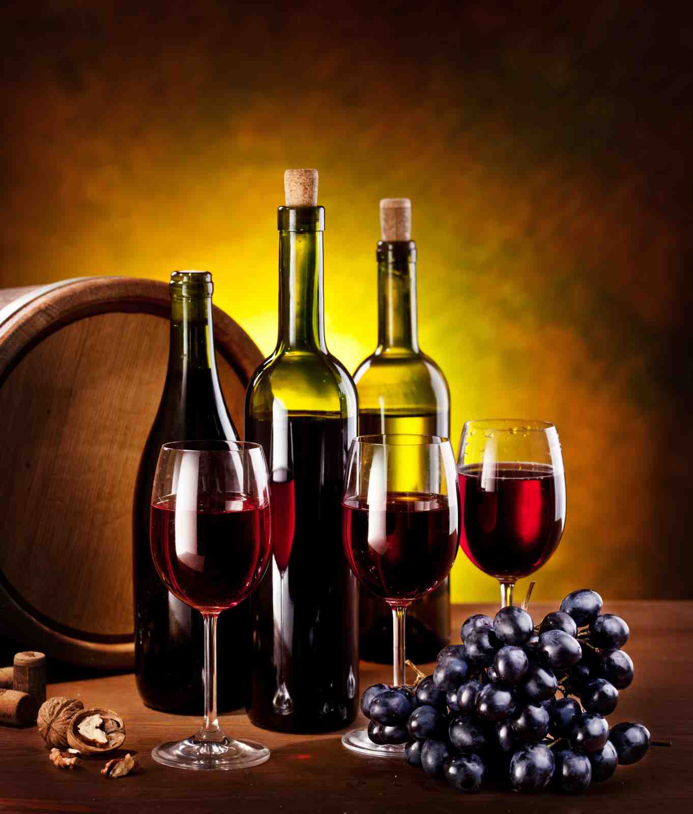 Elegant Wine & Grapes Wall Art