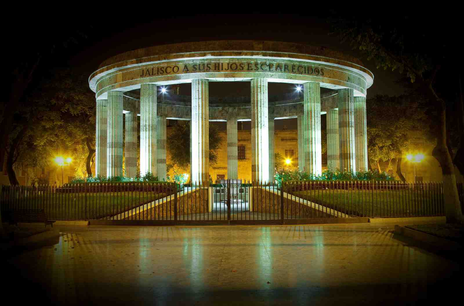 Monumental Rotunda Night View Wall Art
