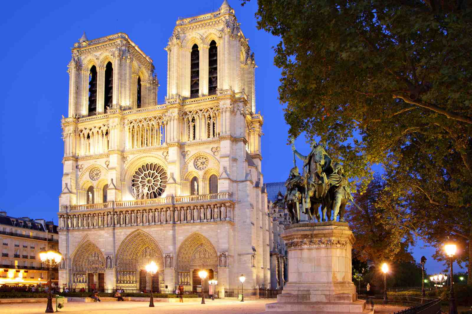 Majestic Notre Dame at Dusk Wall Art
