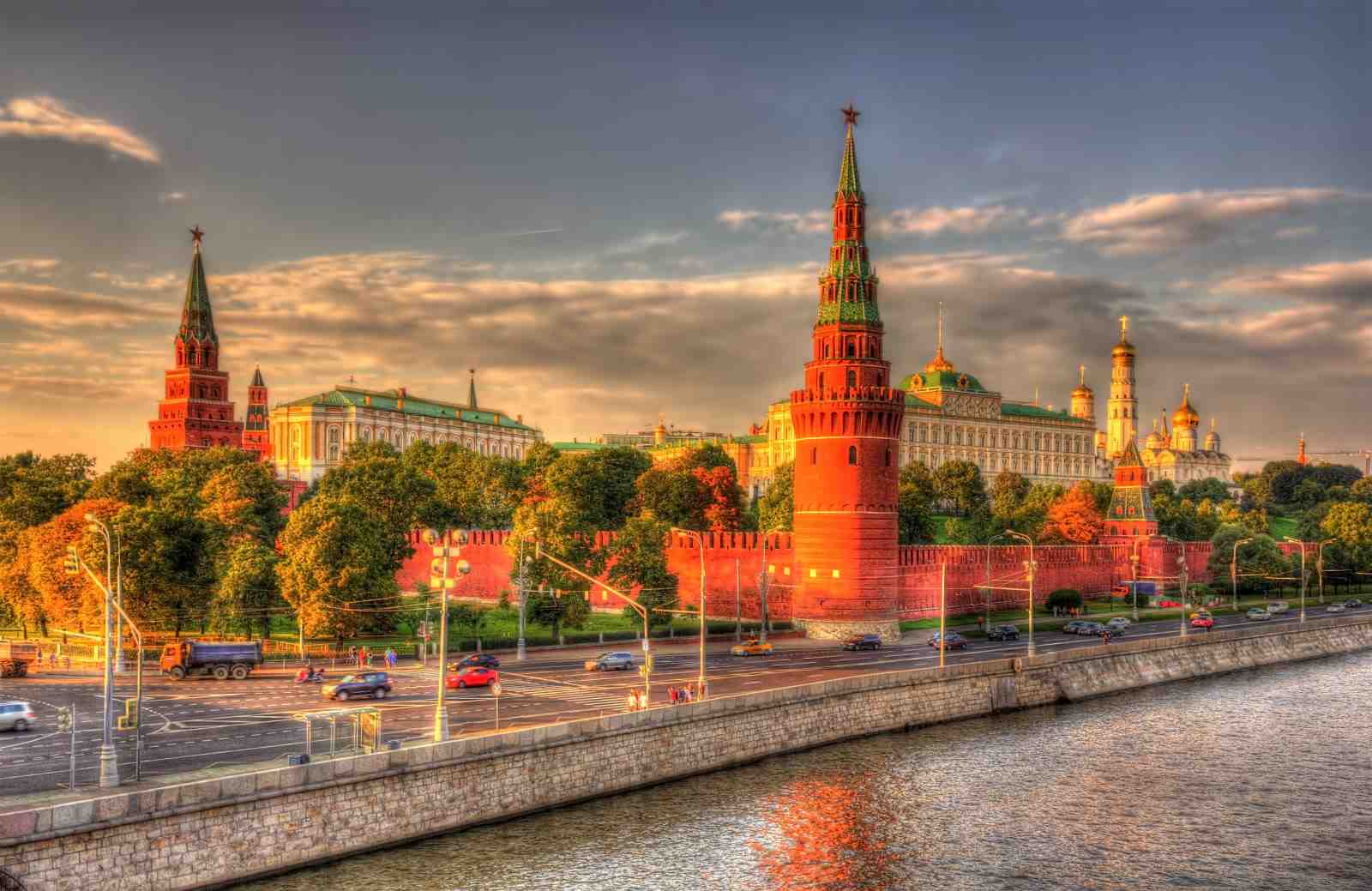 Moscow Kremlin Sunset Wall Art