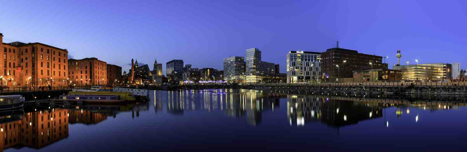 Serene Cityscape Reflection Wall Art