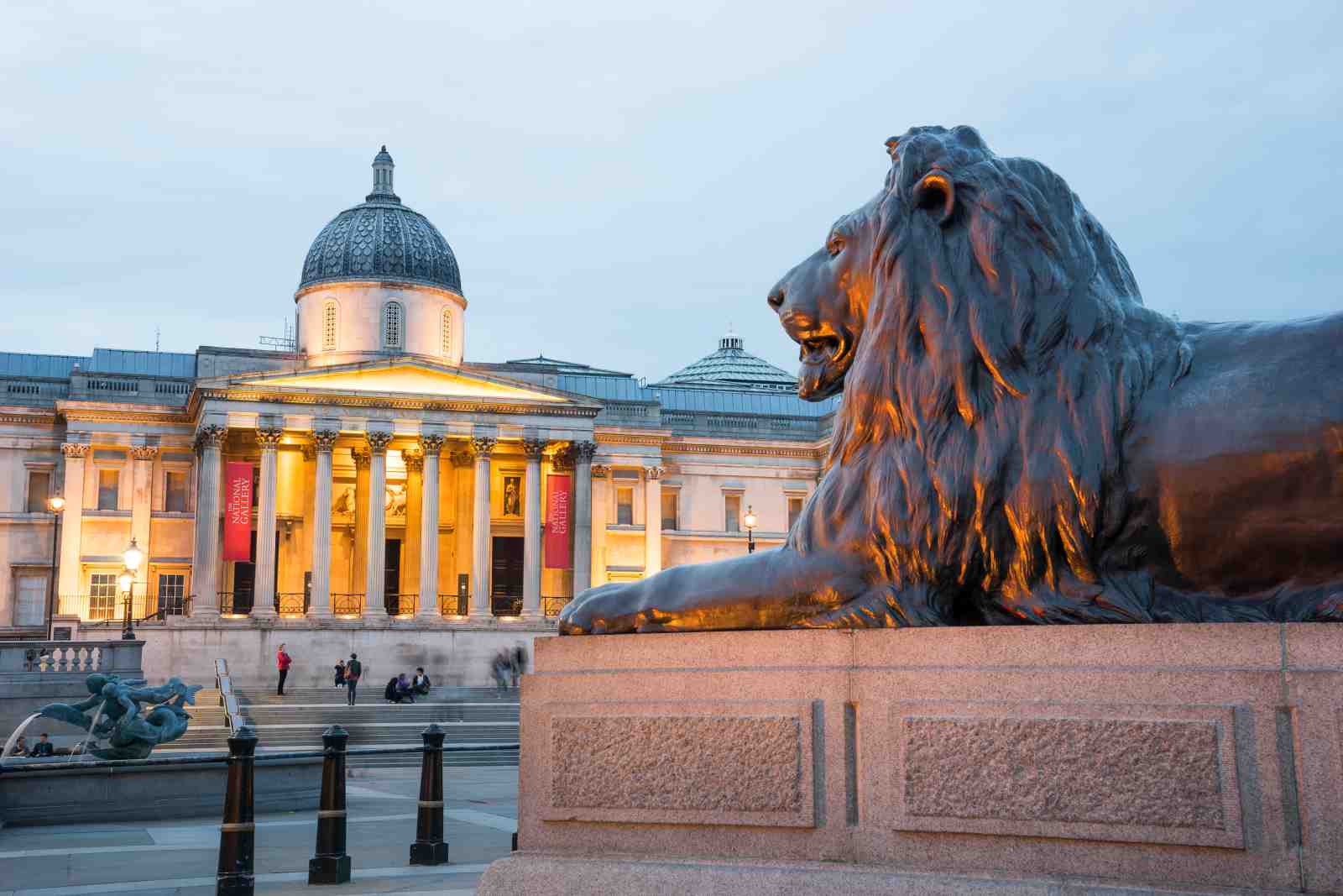Majestic Lion Trafalgar Square Wall Art