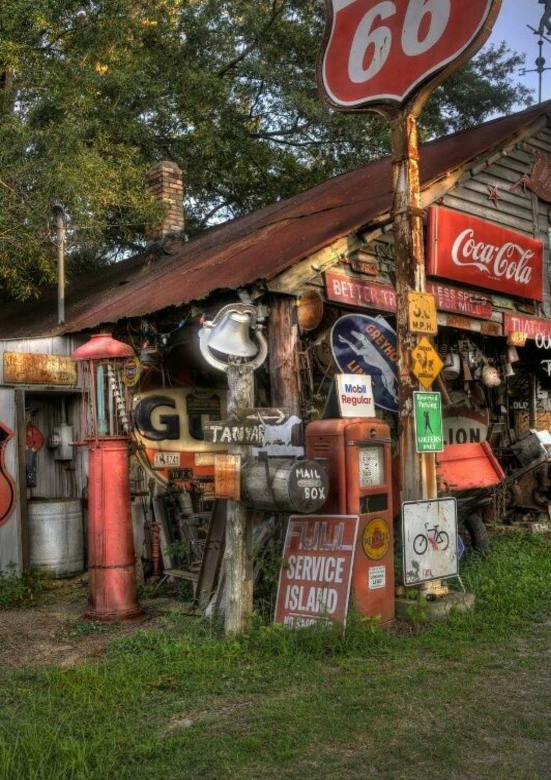 Vintage Gas Station Route 66 Wall Art