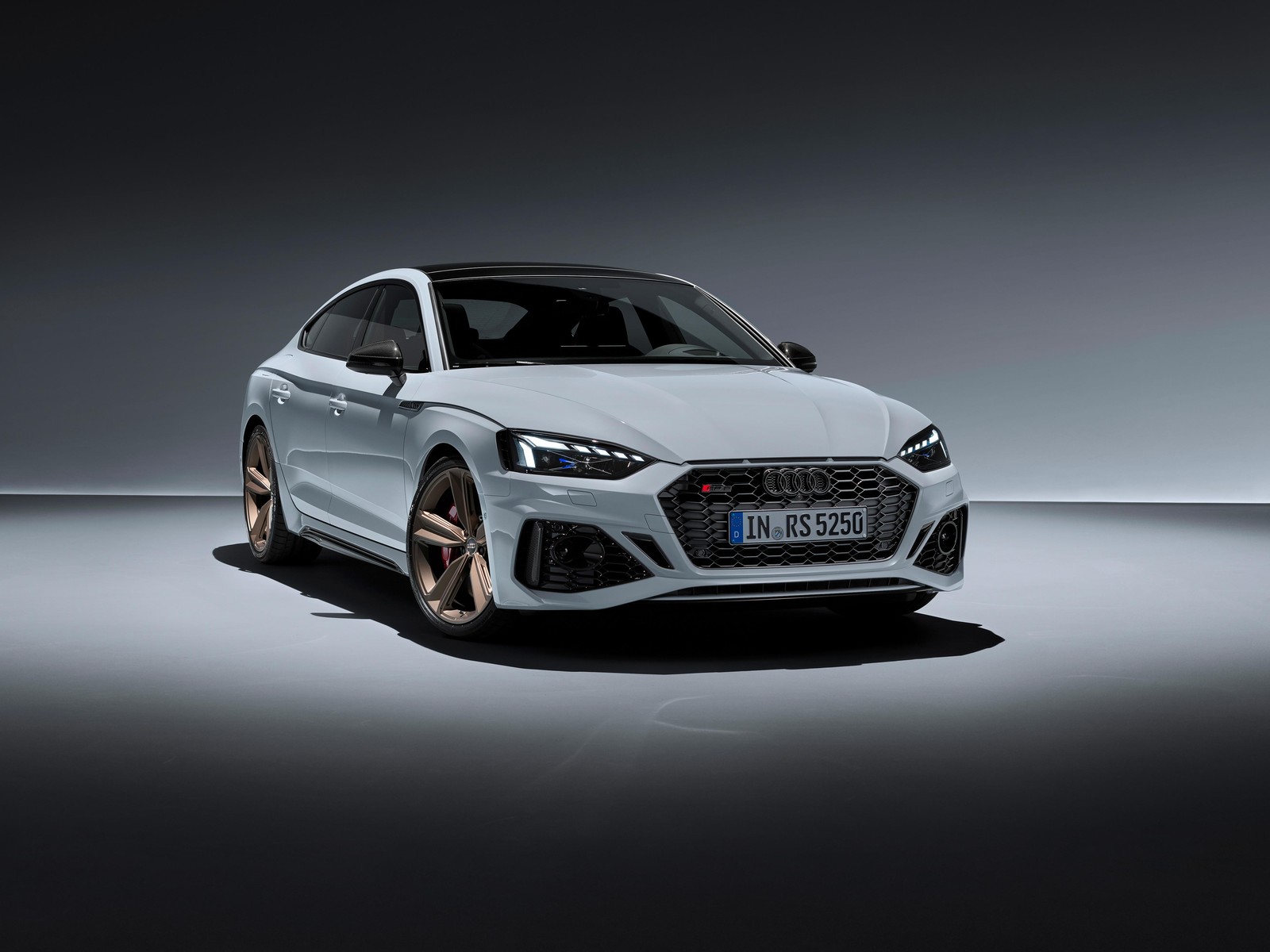 Audi RS 5 White Sports Car Wall Art
