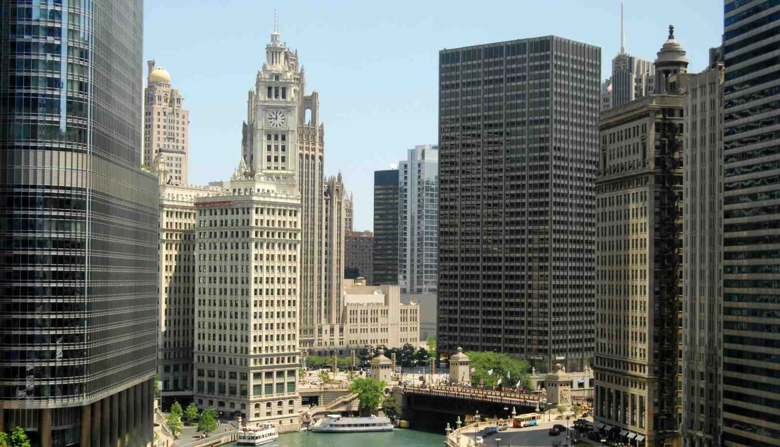 Chicago Skyline Riverfront Wall Art