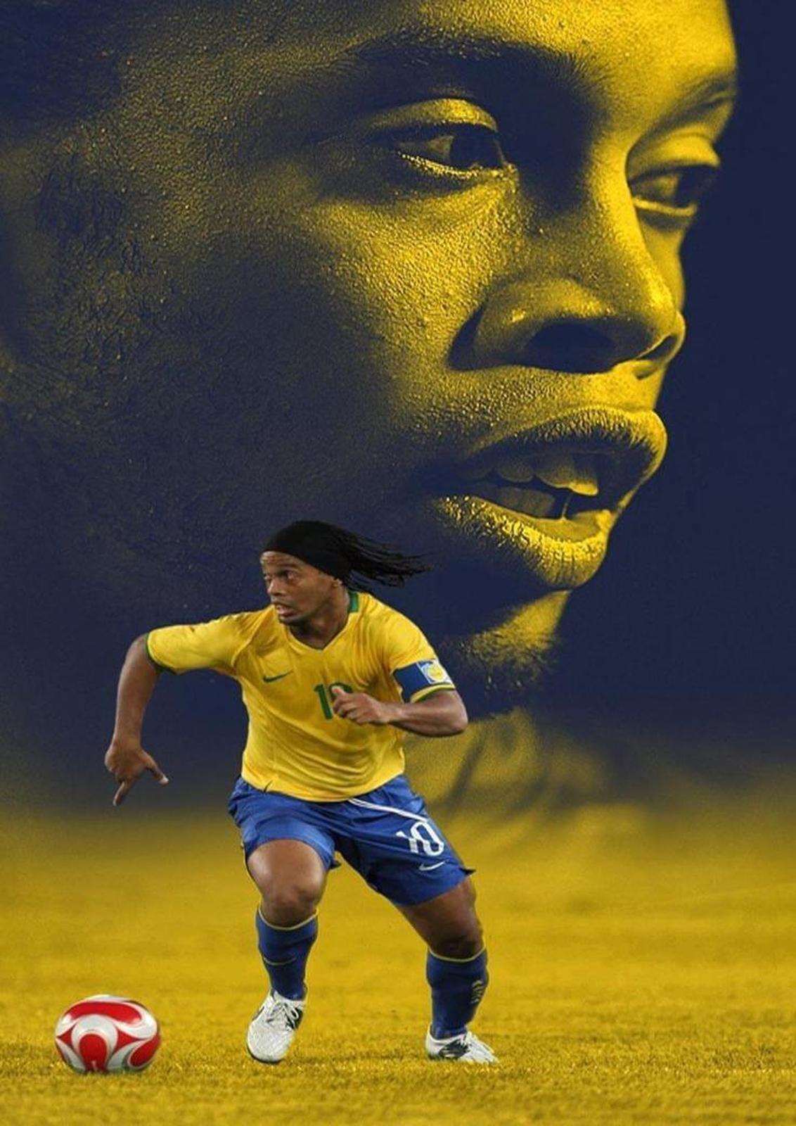 Ronaldinho Iconic Dribble Soccer Wall Art