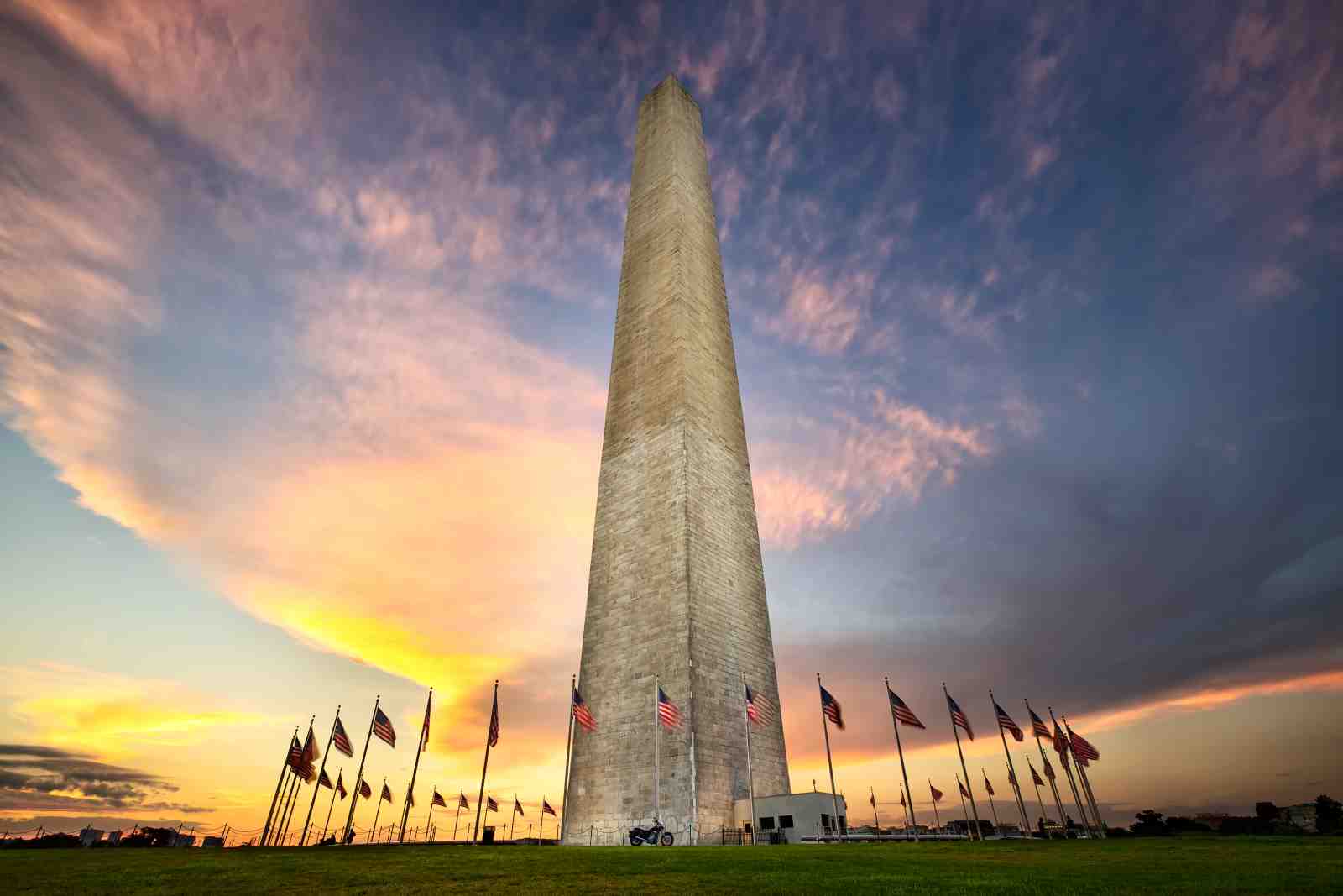 Washington Monument at Sunset Wall Art