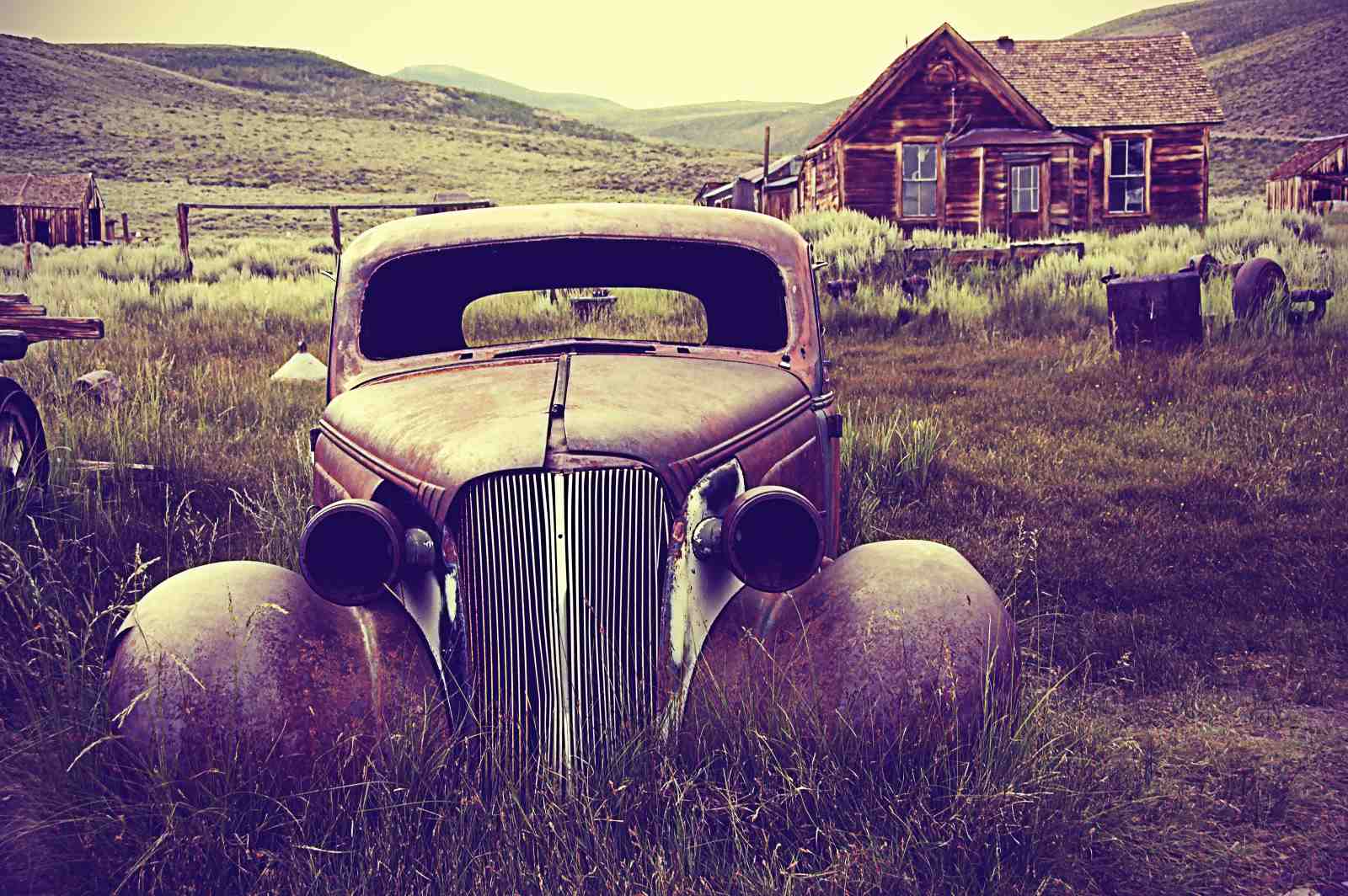 Vintage Rusty Truck Countryside Wall Art