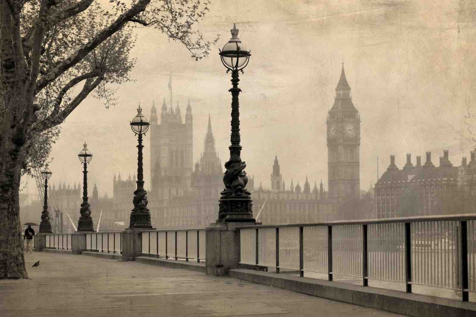 Vintage London Lampposts & Big Ben Wall Art
