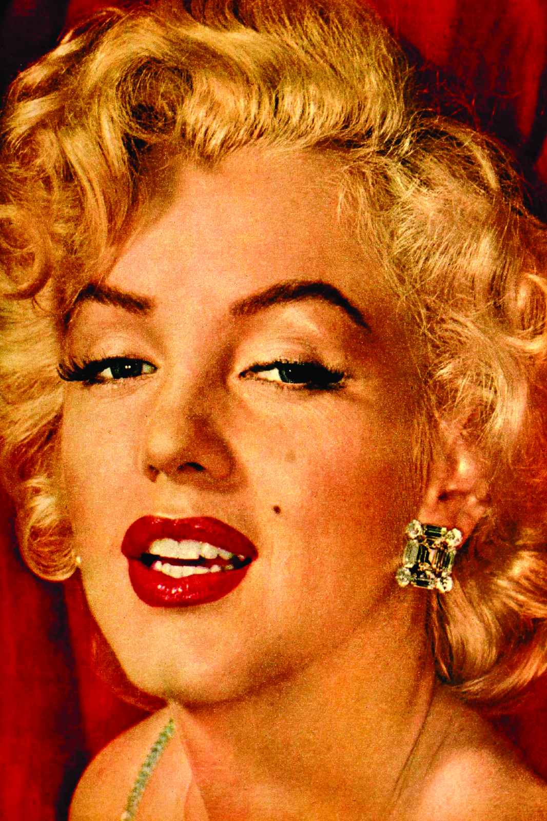 Iconic Marilyn Monroe Smile Wall Art