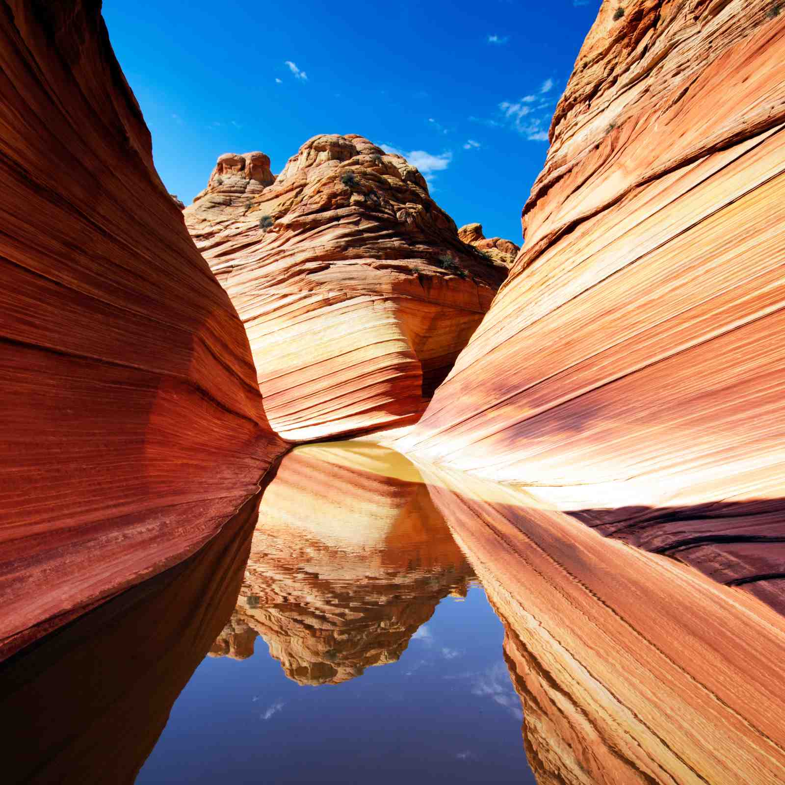 Wavy Desert Rock Reflection Wall Art