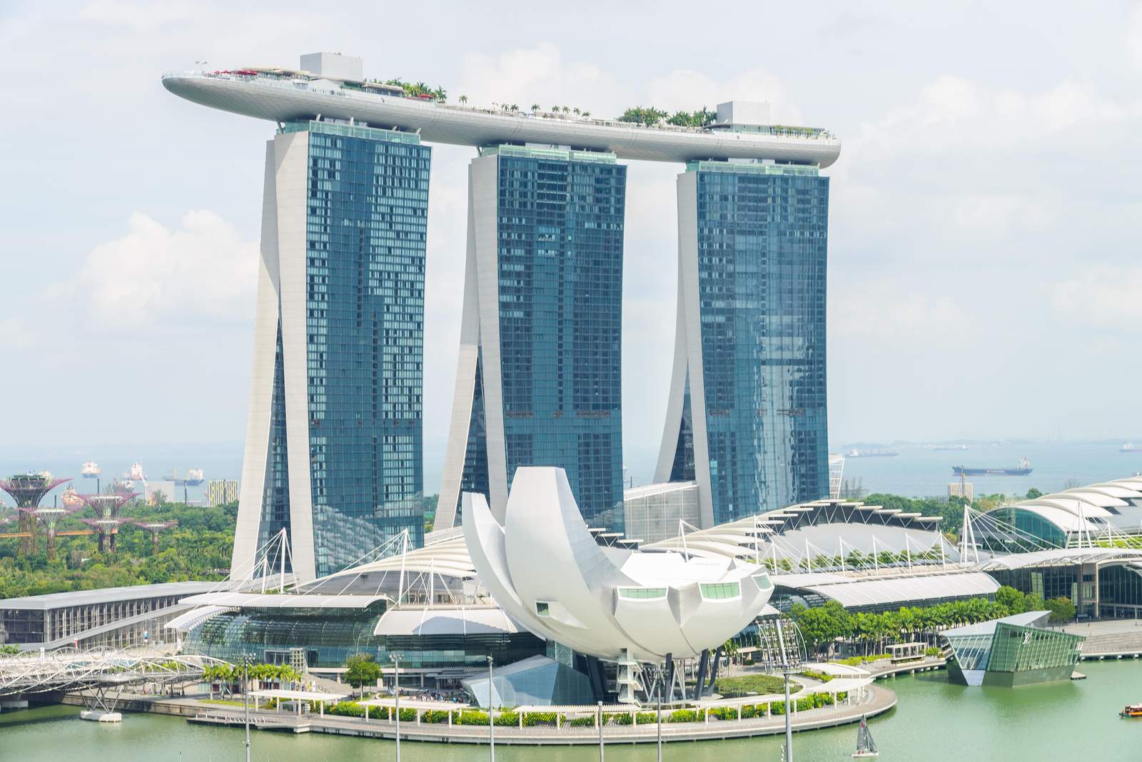 Iconic Marina Bay Sands Singapore Wall Art