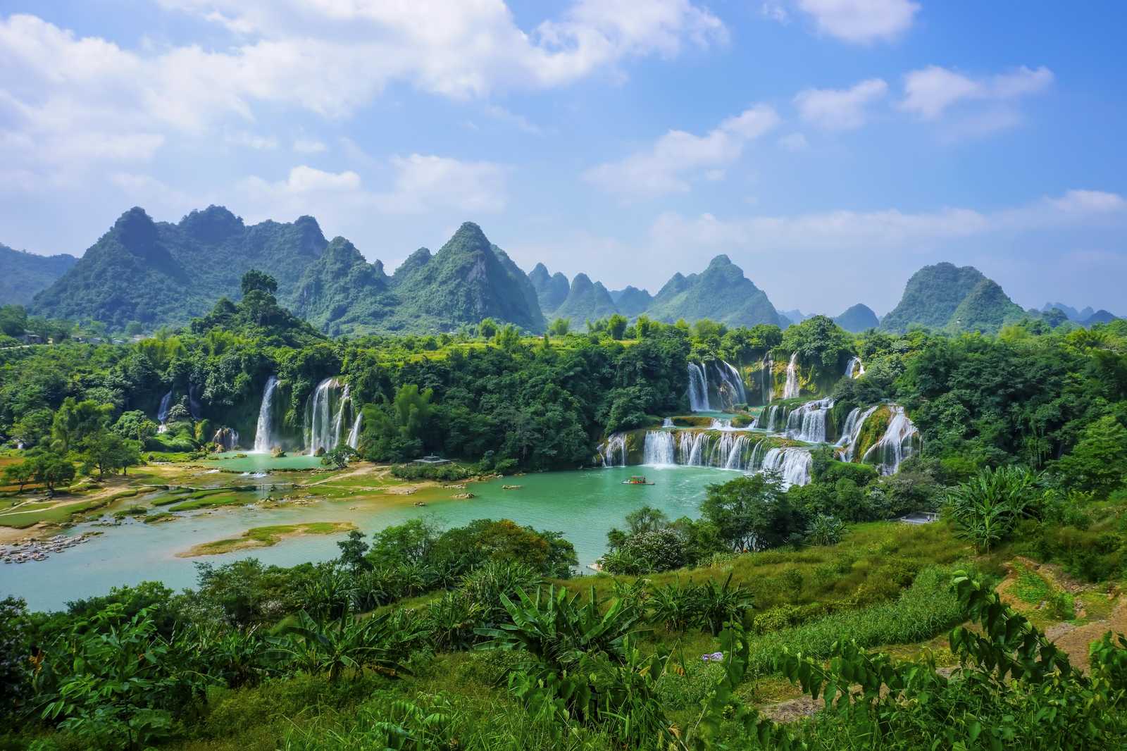 Majestic Waterfall Landscape Wall Art