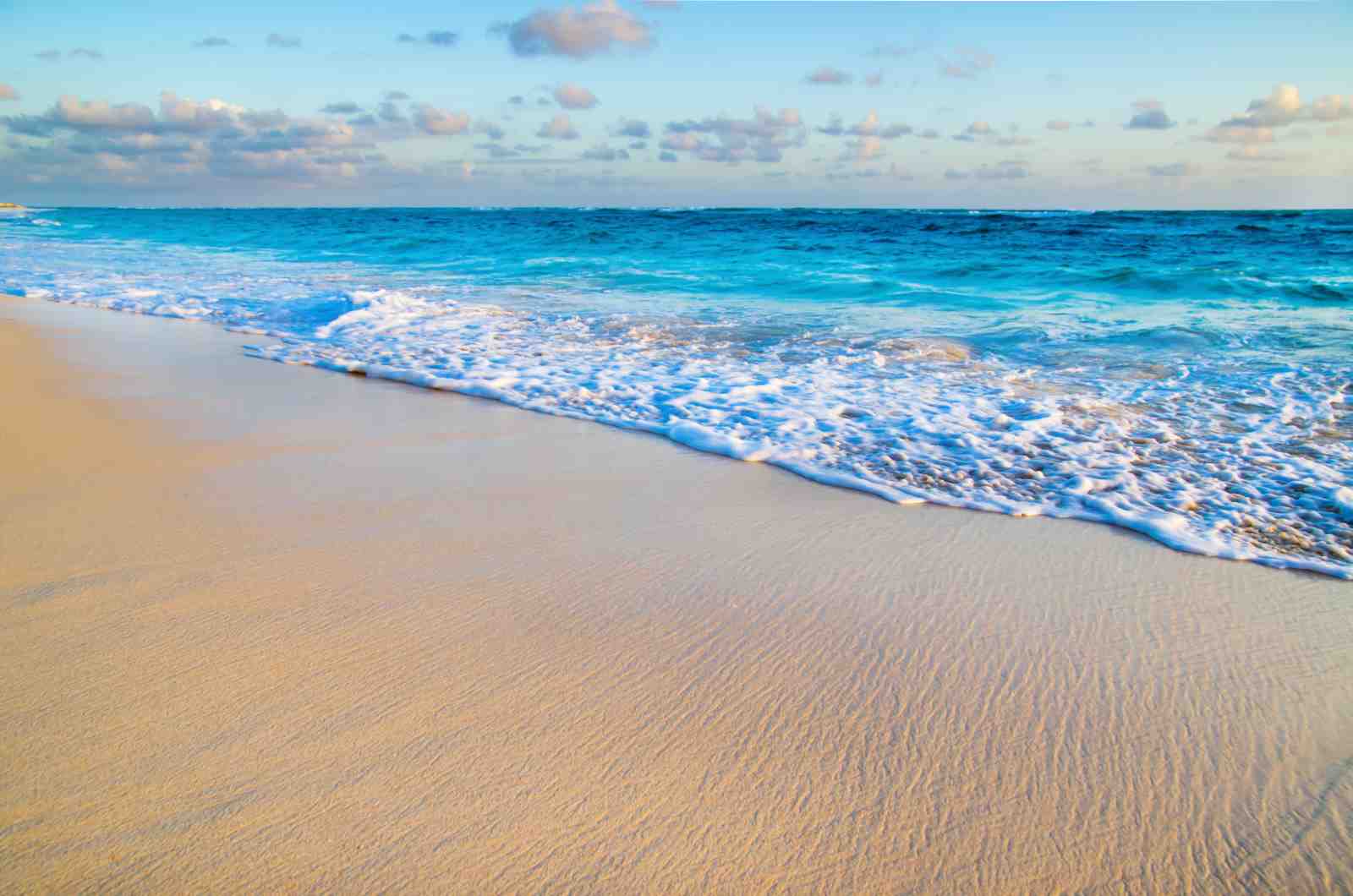 Tranquil Ocean Waves Beach Wall Art