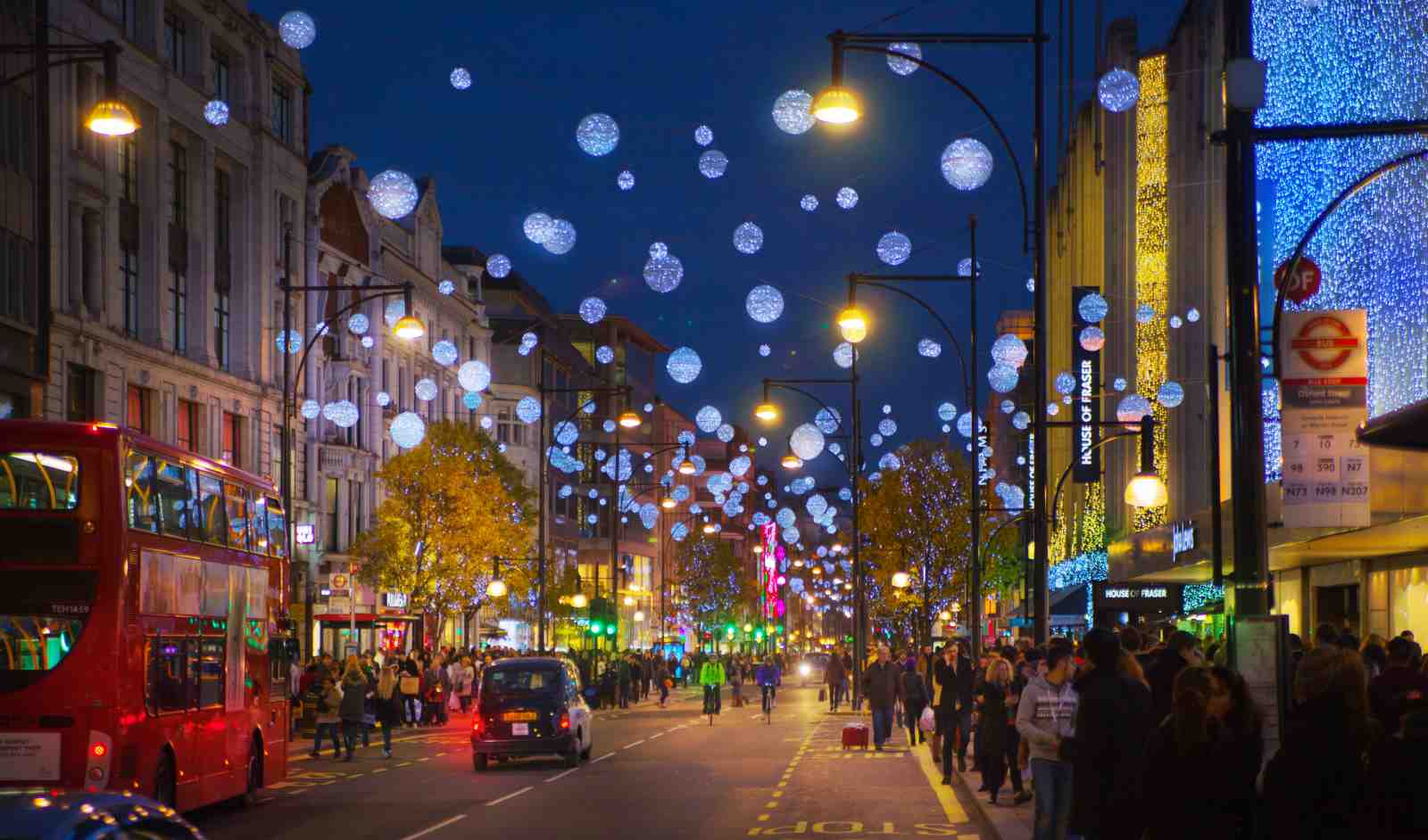 London Street Lights Christmas Wall Art