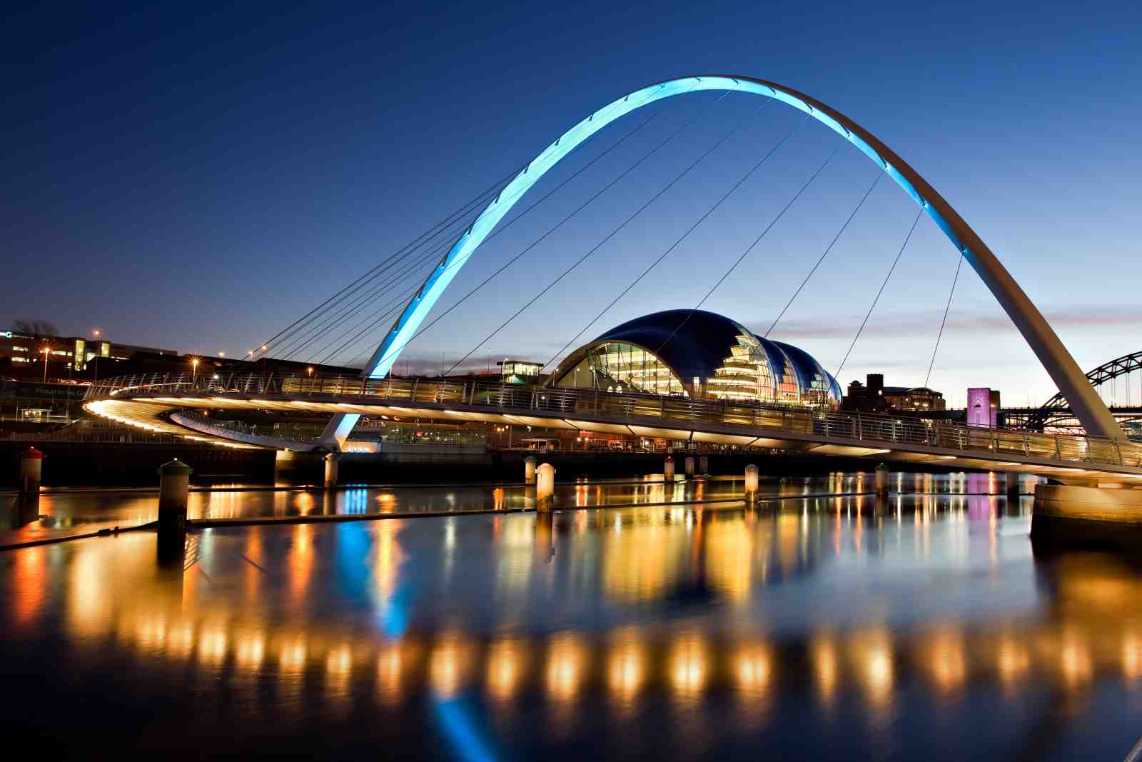 Iconic City Bridge Evening Glow Wall Art