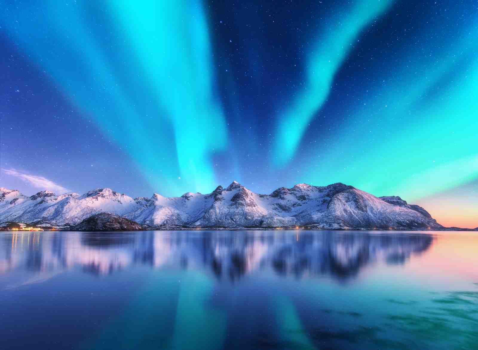 Majestic Aurora Borealis Snowy Mountains Wall Art
