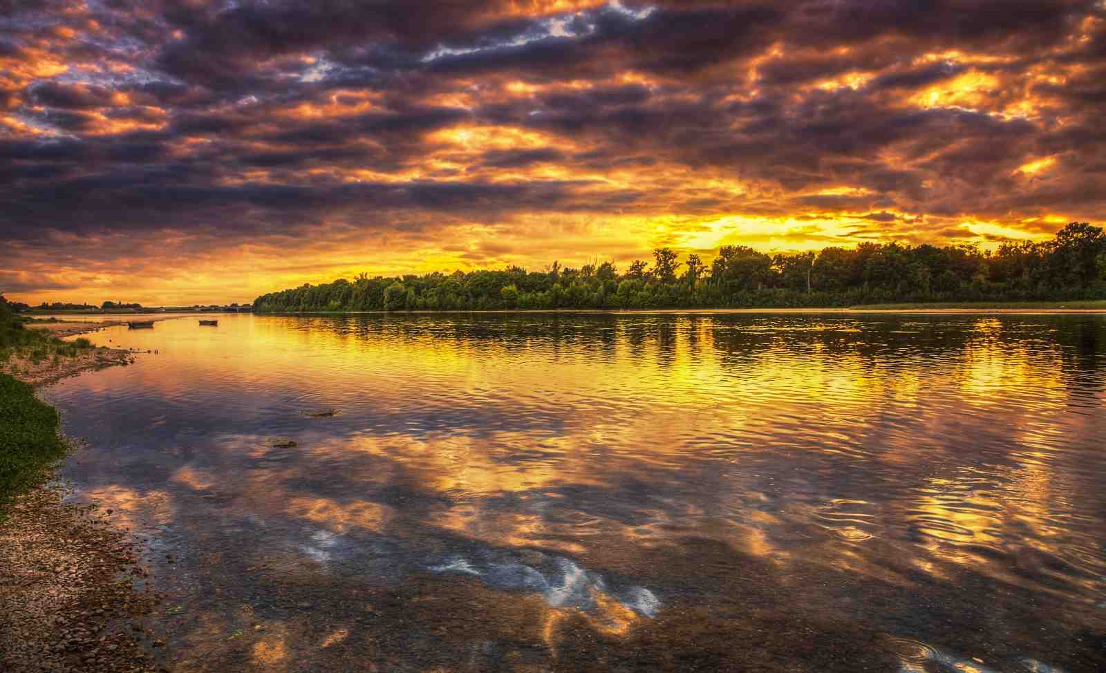 Golden Sunset River Wall Art - Serene Nature Art