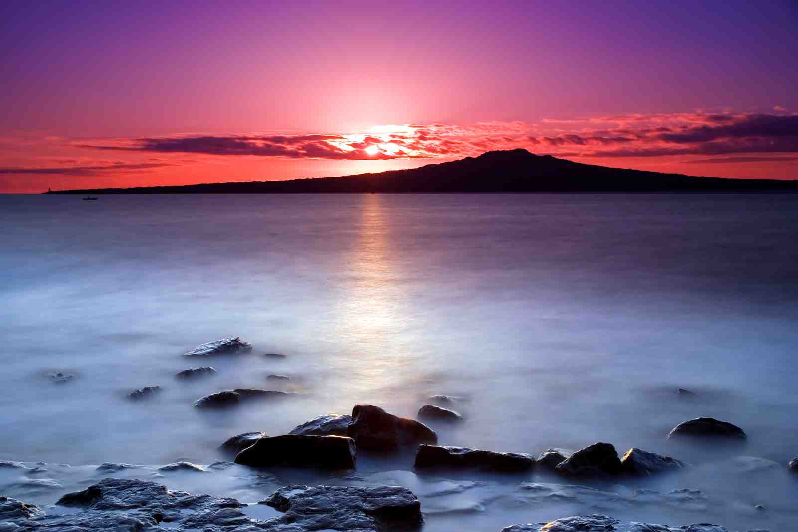 Serene Sunset Landscape Wall Art