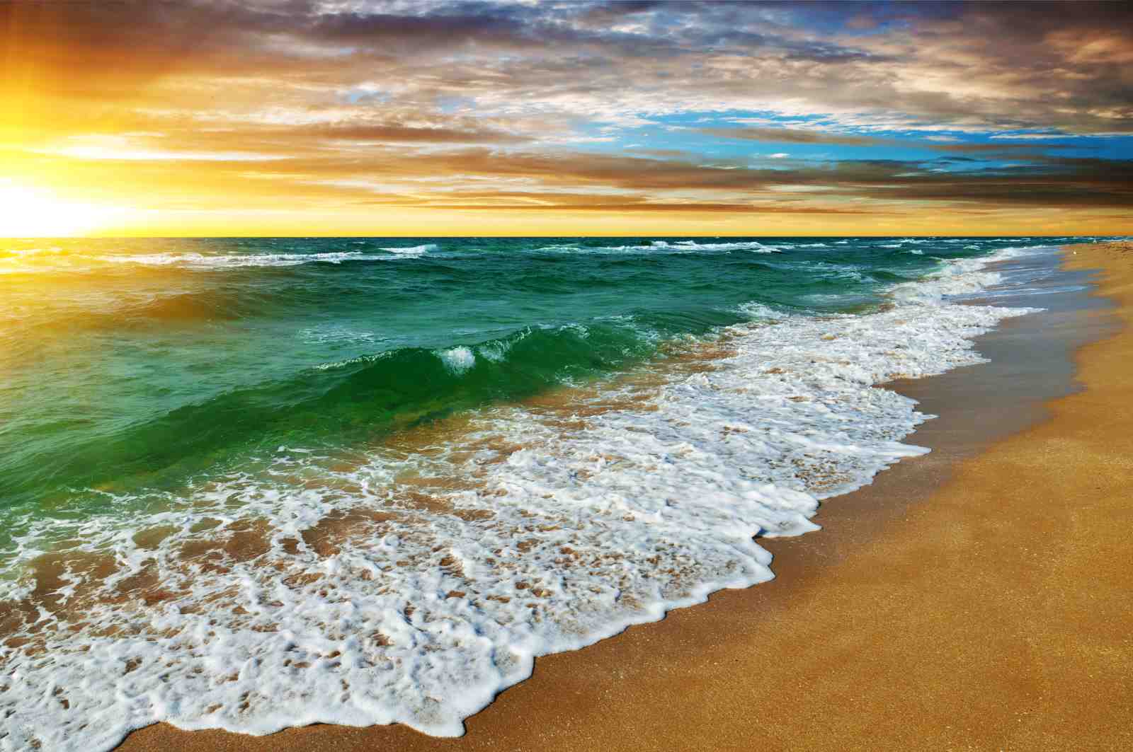 Serene Sunset Beach Waves Wall Art