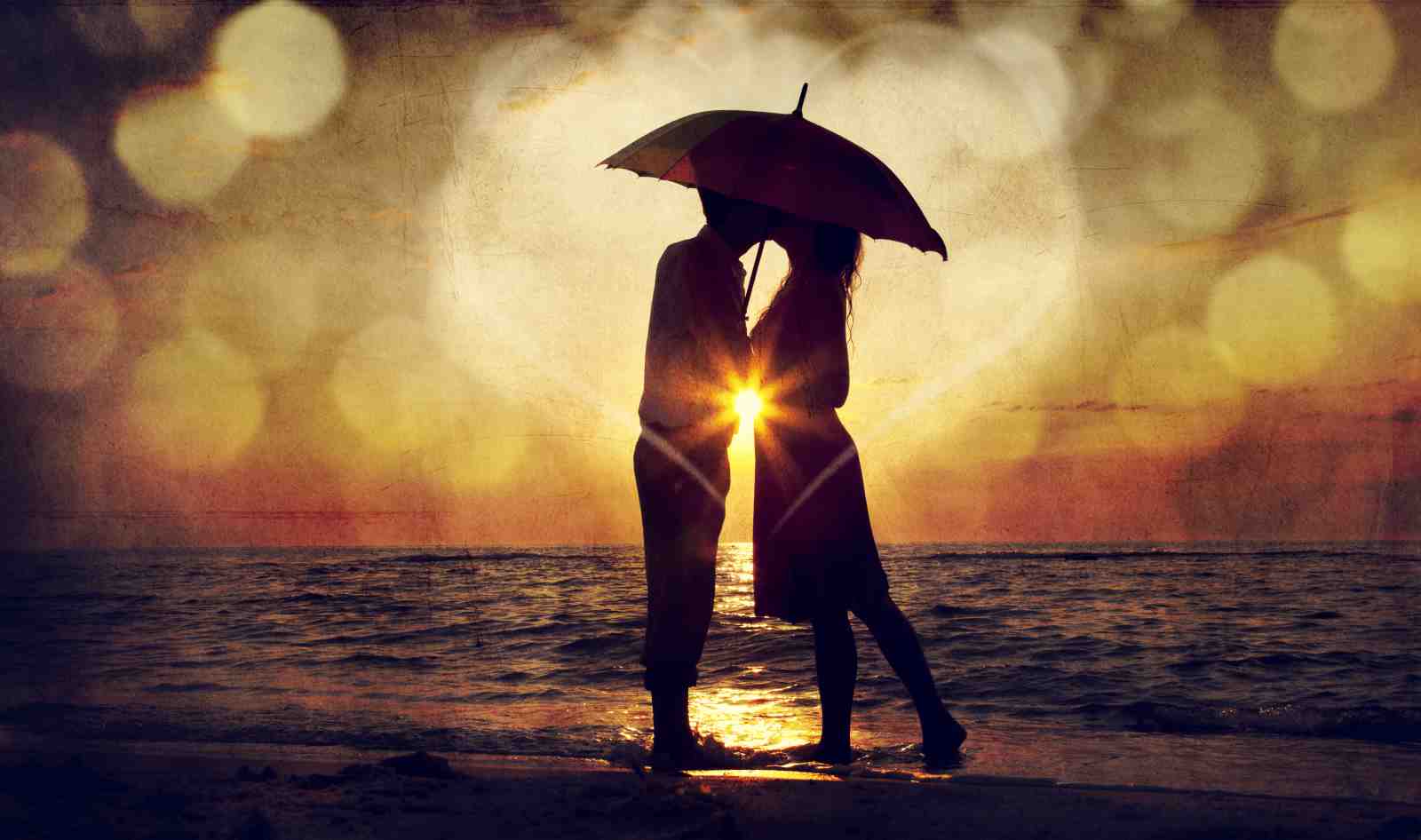 Romantic Sunset Kiss Couple Umbrella Wall Art