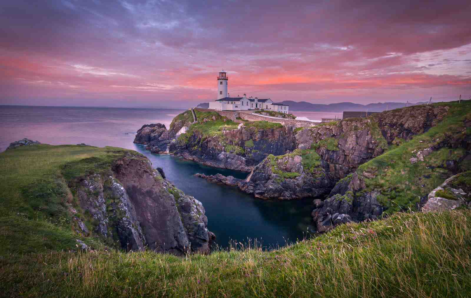 Serene Lighthouse Sunset Wall Art