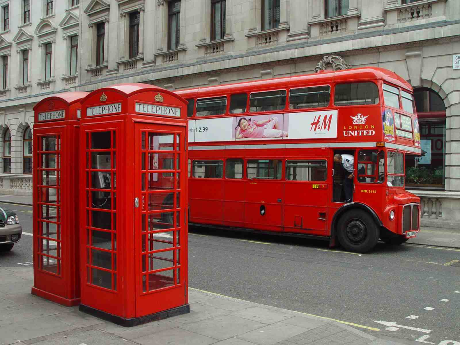 Iconic London Red Bus & Phone Booth Wall Art