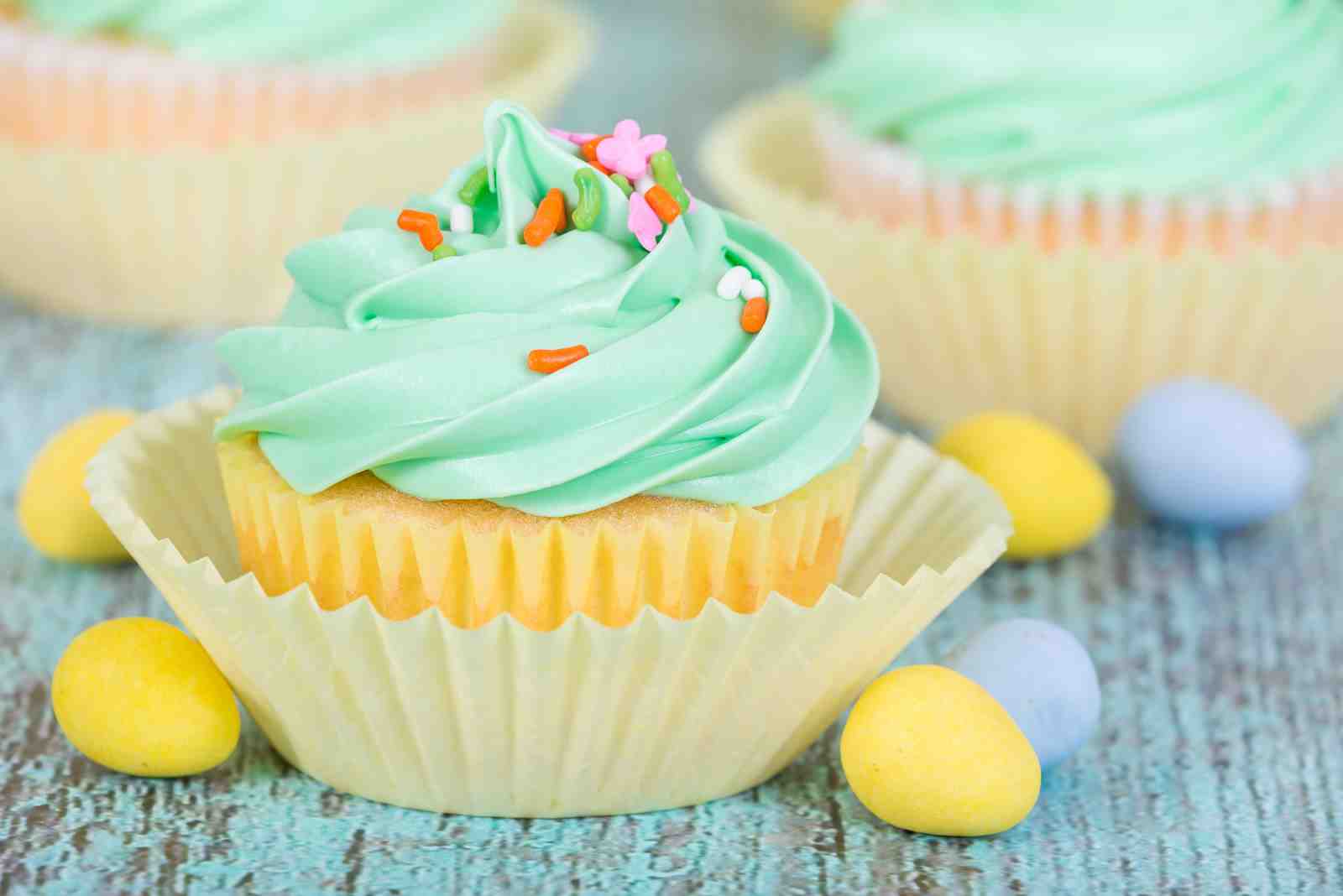 Sweet Mint Cupcake Easter Eggs Wall Art