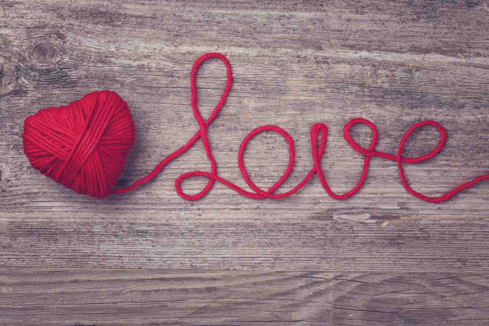 Red Yarn Heart Love Word Wall Art