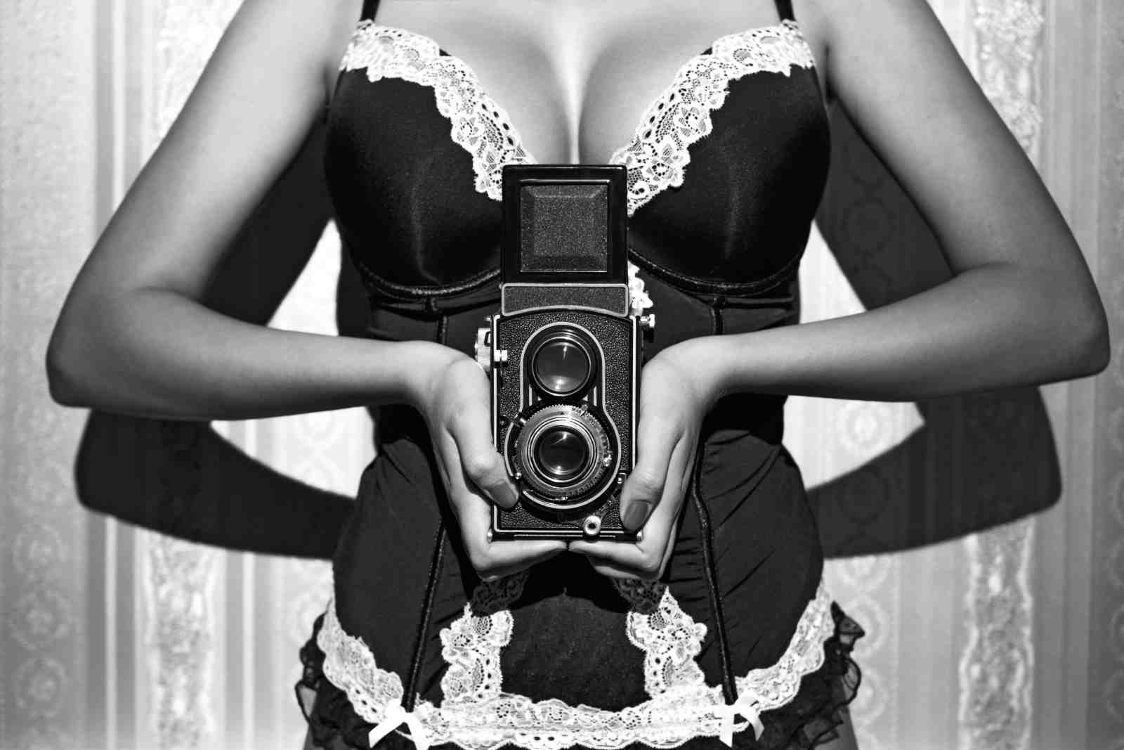 Vintage Camera Glamour Black & White Wall Art