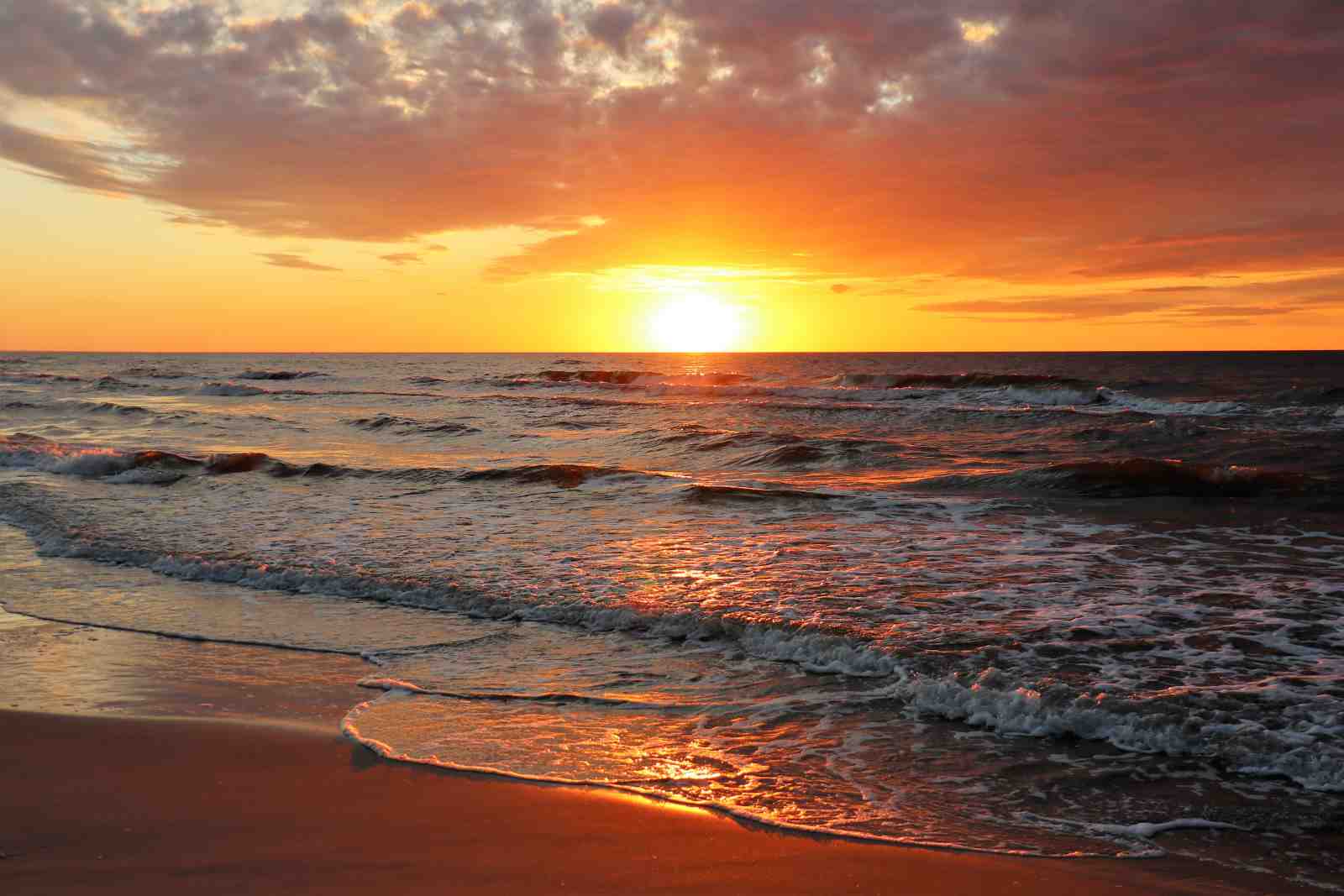 Sunset Beach Serenity Wall Art