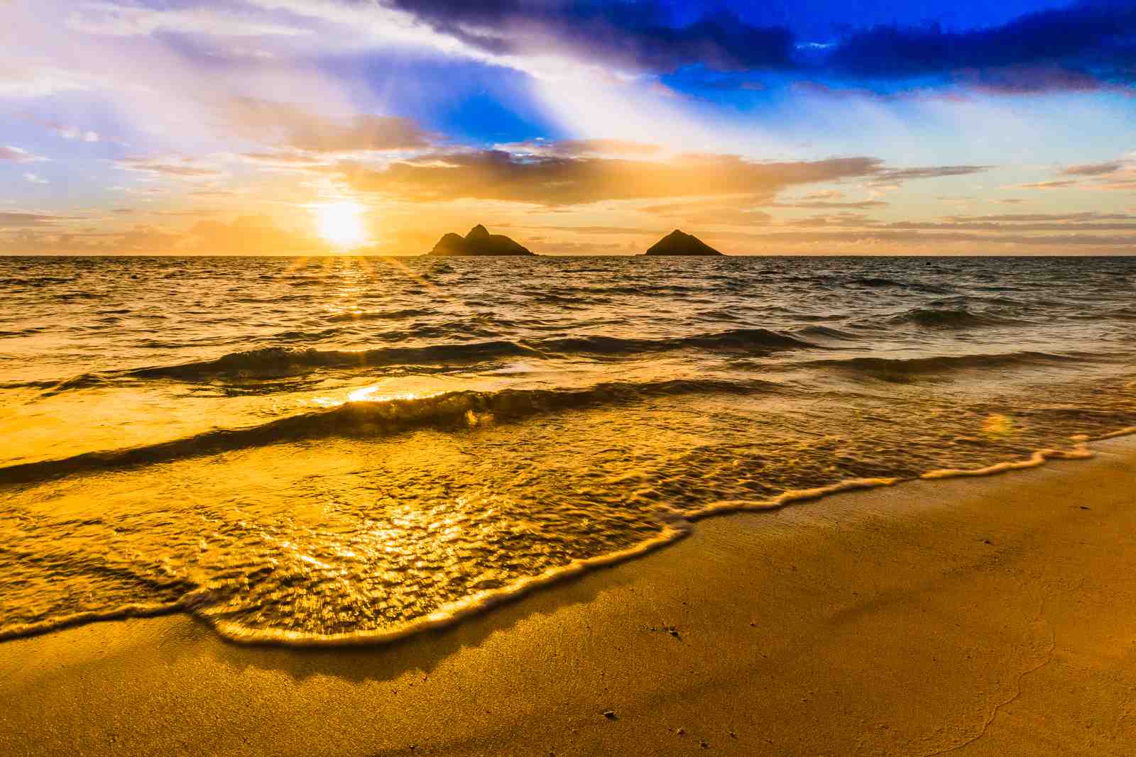 Golden Hawaiian Sunset Beach Wall Art
