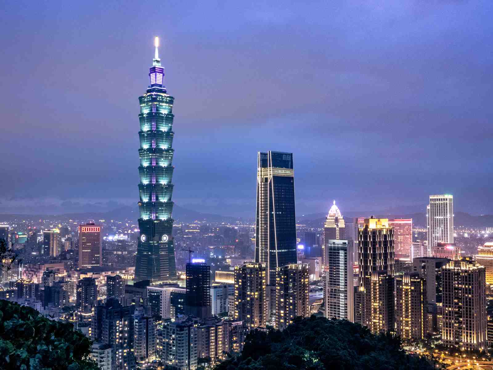 Majestic Taipei 101 Skyline Wall Art