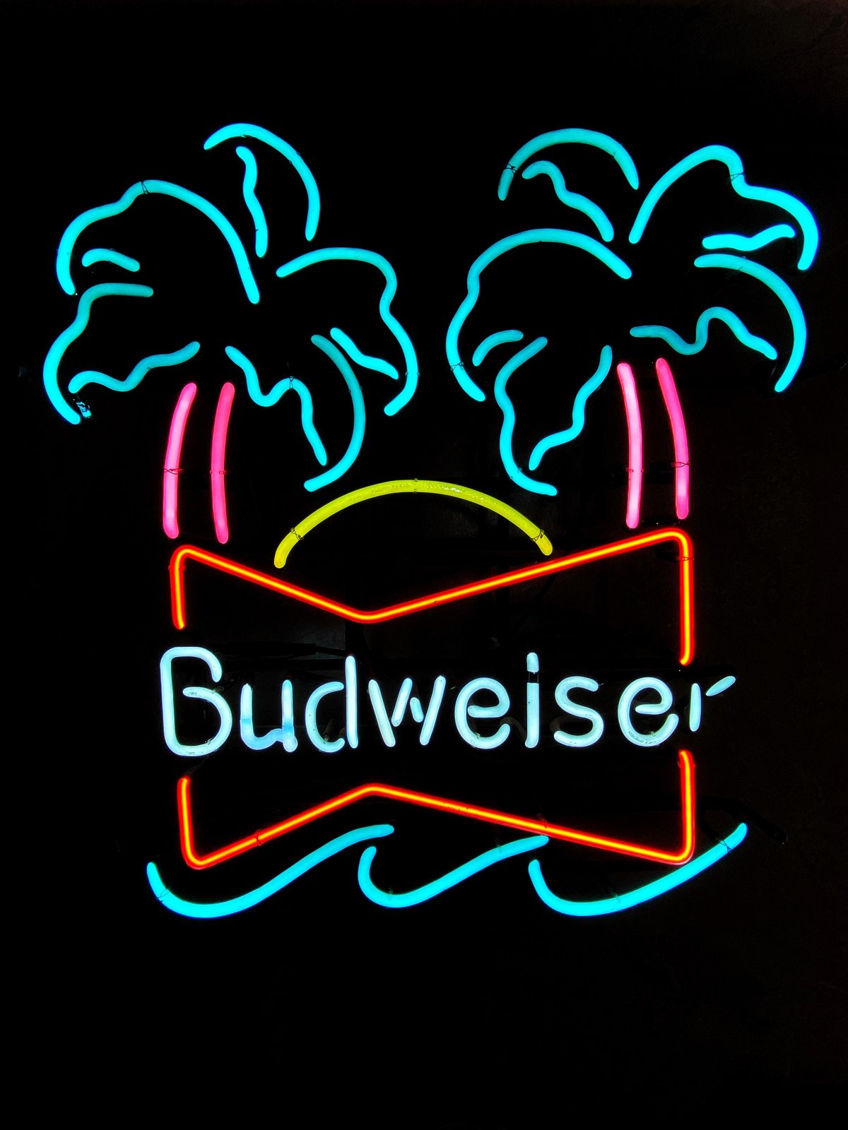 Retro Budweiser Palm Tree Neon Wall Art