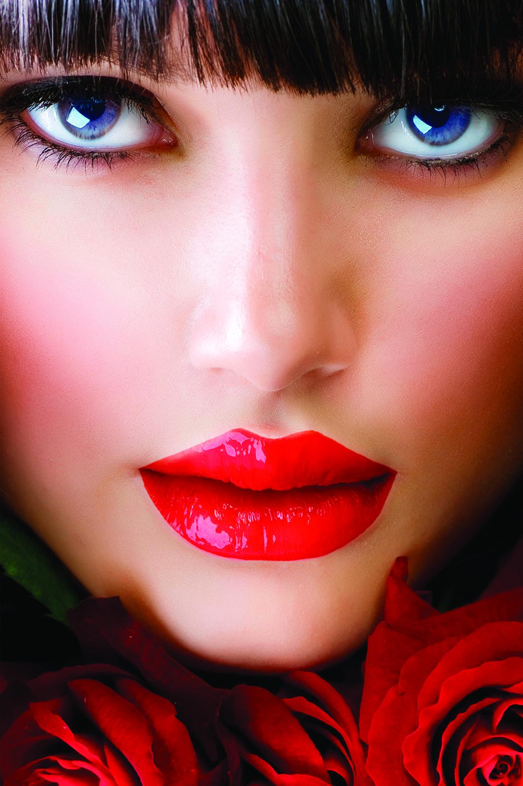 Enchanting Eyes & Red Lips Wall Art