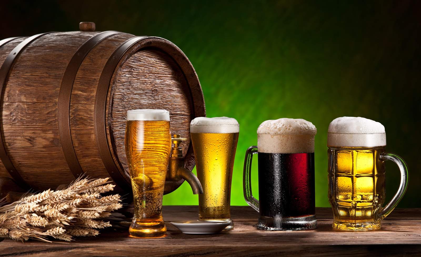 Beer Barrel & Frothy Mugs Wall Art