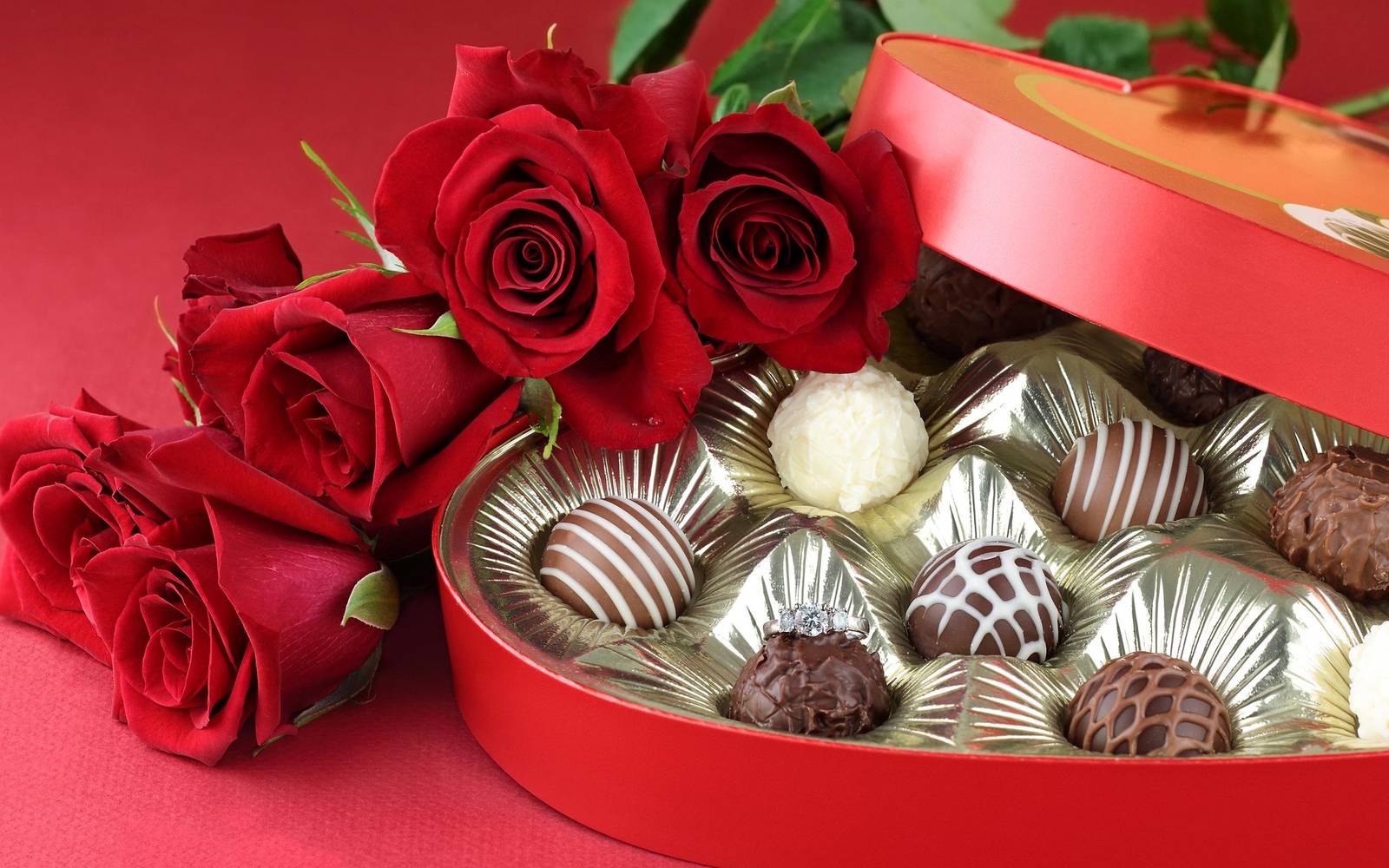 Elegant Roses & Chocolates Heart Wall Art