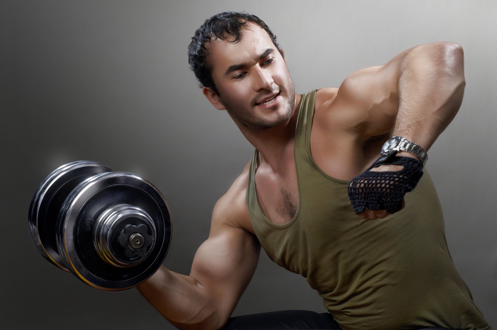 Motivated Bodybuilder Dumbbell Lift Wall Art